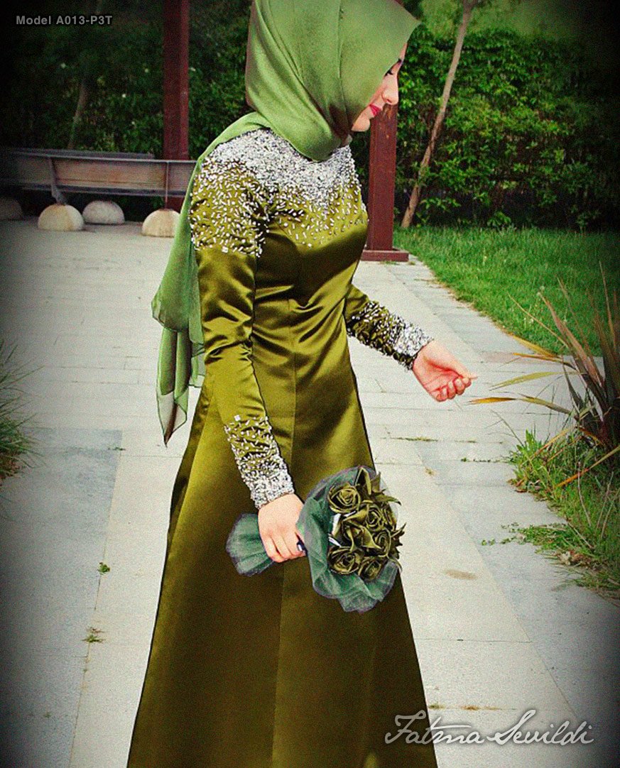 HIJAB ENGAGEMENT DRESS (2013) HIJAB ENGAGEMENT DRESS (2013)