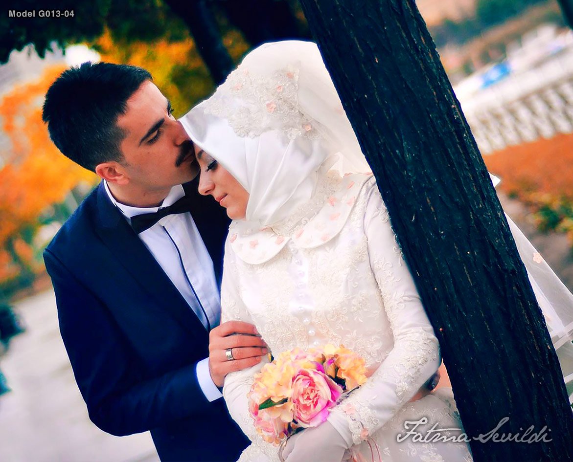 HIJAB WEDDING DRESS (2013) HIJAB WEDDING DRESS (2013)